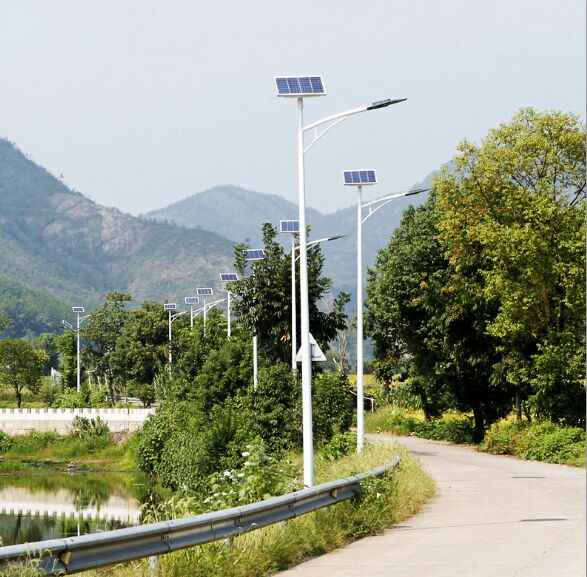 南皮县6米太阳能路灯30瓦40w价格明细表2022已更新（今日/推荐）