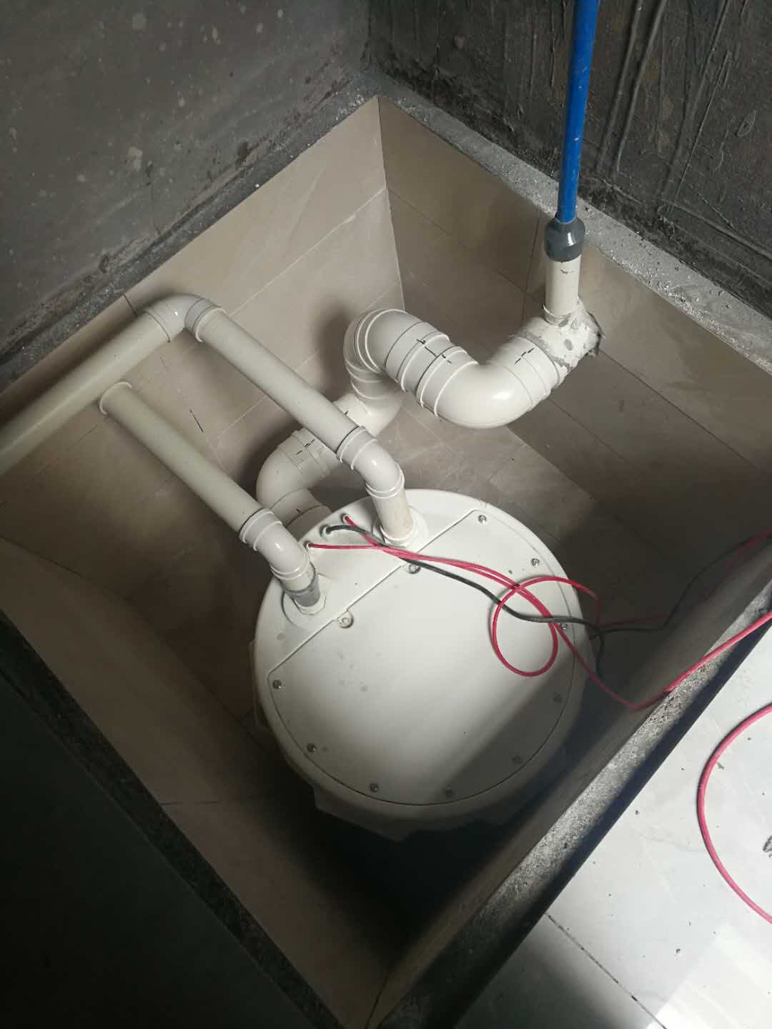 海拉尔区负一层地下室污水提升器