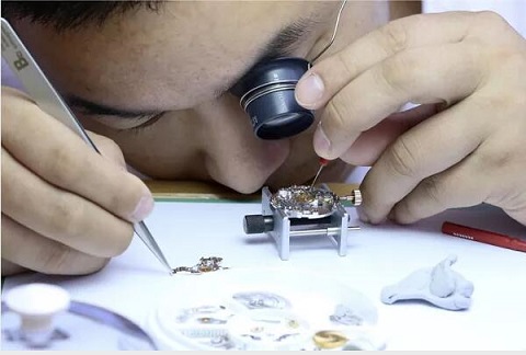北京有劳力士手表维修中心吗
