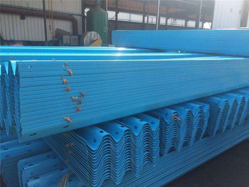 鹤岗工农三波两波护栏板每吨价格2023已更新