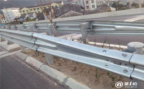 杭州市富阳区高速公路护栏板多少钱一米2023已更新(今天/动态)