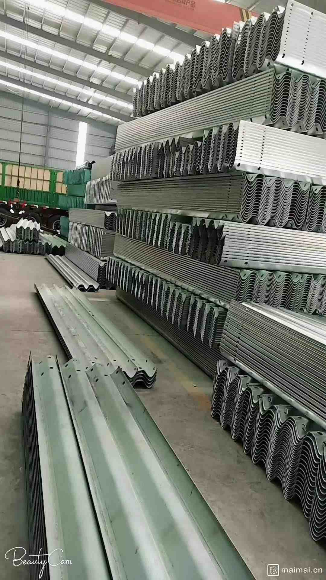 蓬安波形梁锌钢护栏板每吨价格2023已更新（今日/行情）