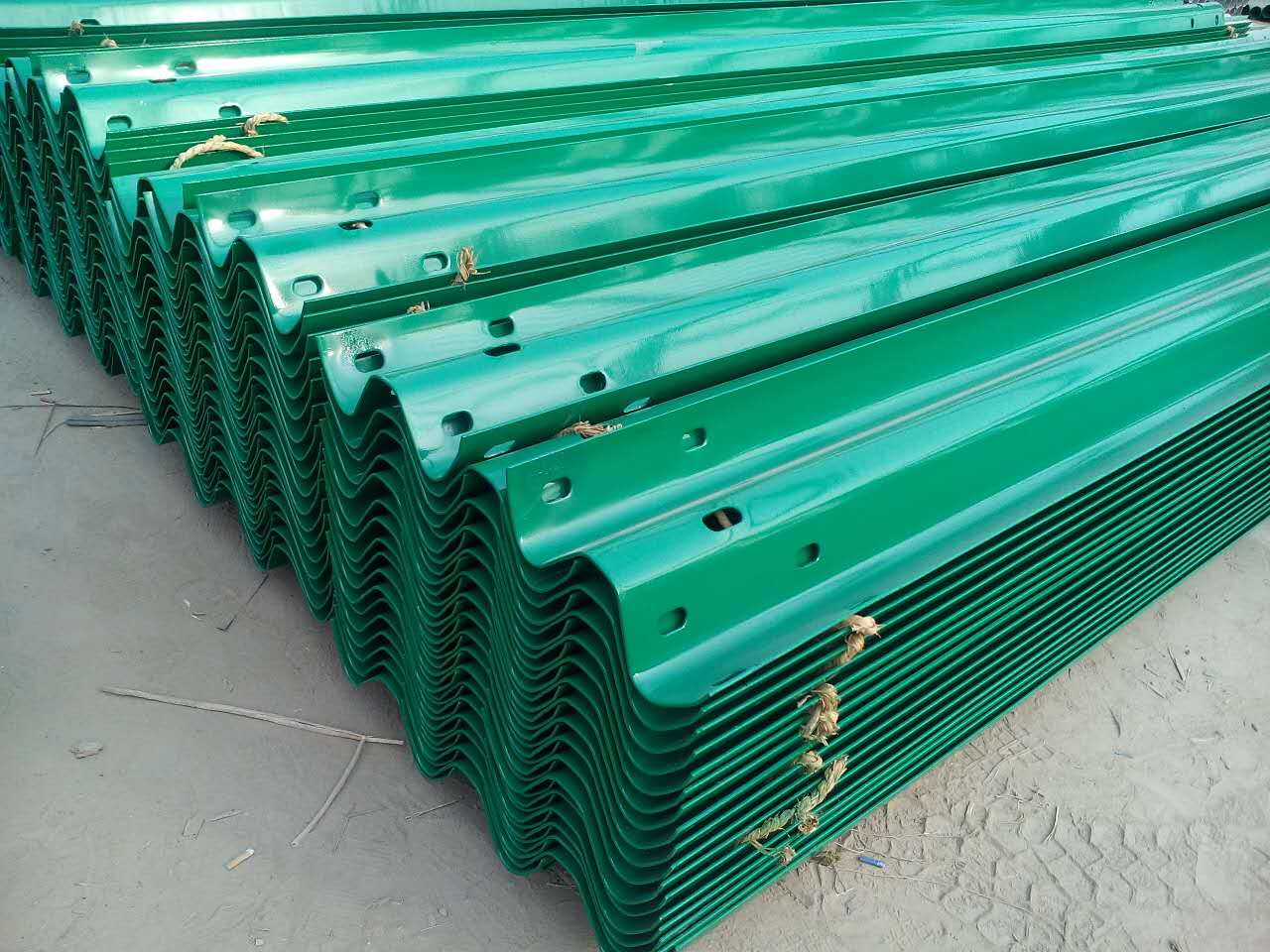 龙海市国标镀锌护栏板材料及安装价格2023已更新（今日/热点）