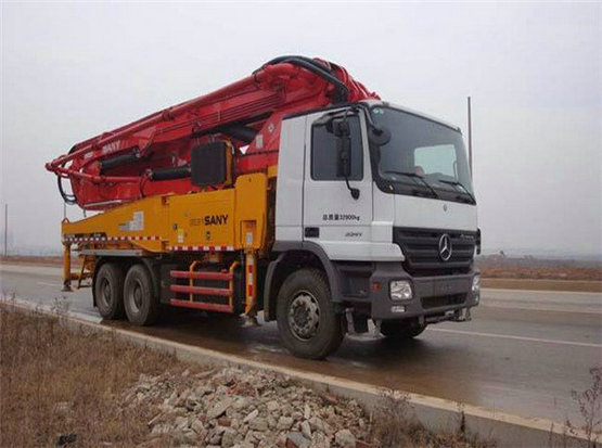 中联重科：临汾襄汾长期回收科尼乐37米泵车