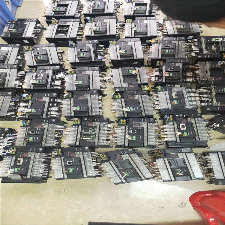 惠州镇隆三菱J4伺服电机回收-发那科伺服驱动器2023刚更新（回收/价格）