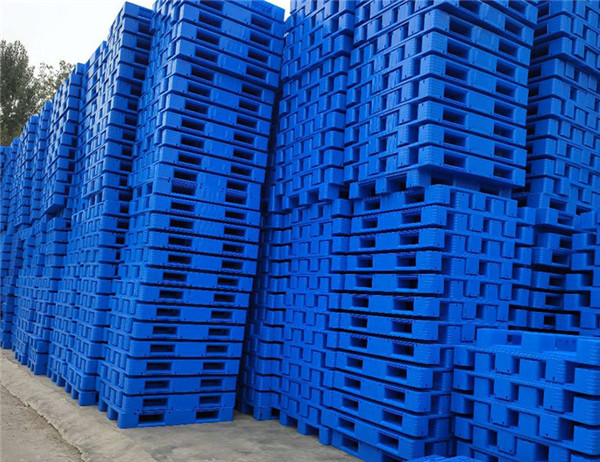 永寿加8根钢管的塑料仓库垫板/加8根钢管的塑料仓库垫板实力厂家2023已更新（今